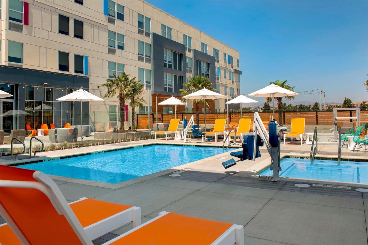 Aloft Dublin-Pleasanton Hotel Eksteriør billede