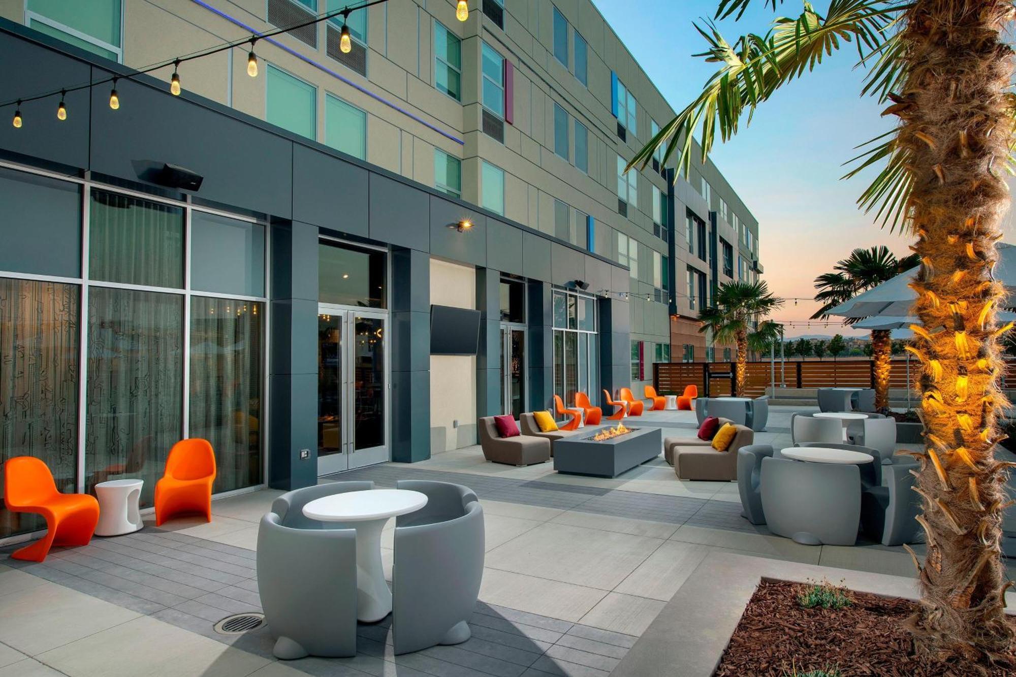 Aloft Dublin-Pleasanton Hotel Eksteriør billede