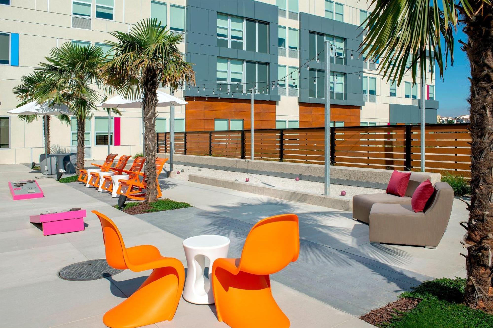 Aloft Dublin-Pleasanton Hotel Eksteriør billede